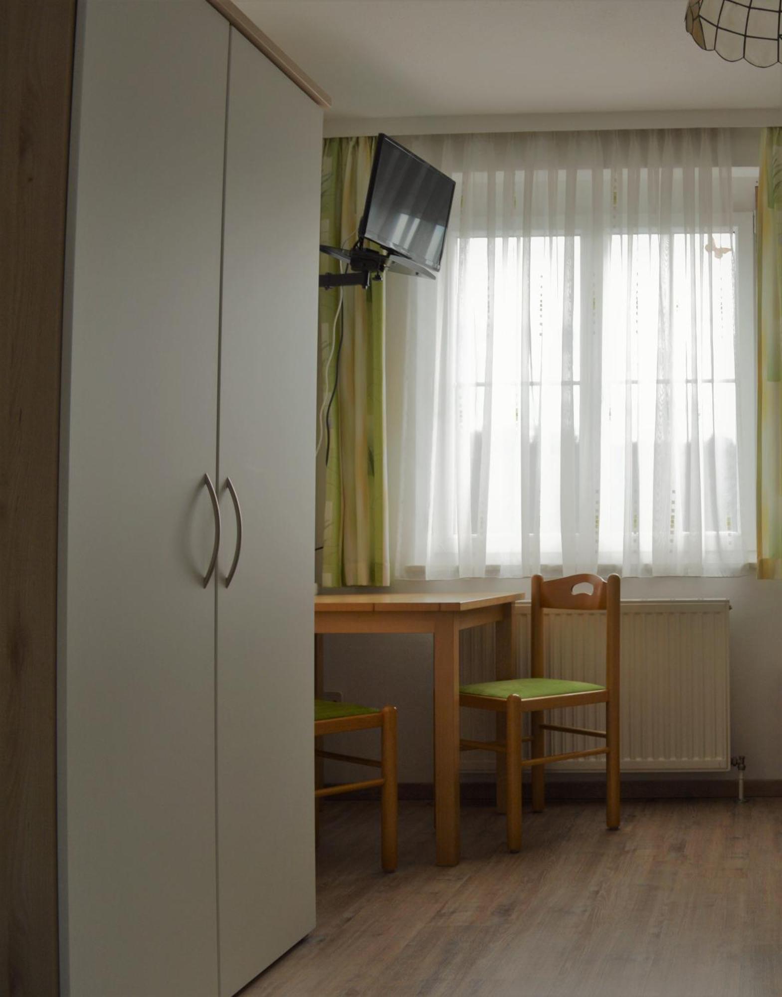 Fruehstueckspension Sterr Strebersdorf Luaran gambar